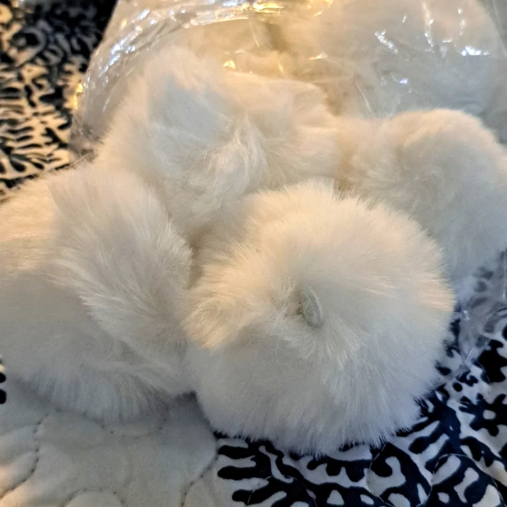 Pompoms - Favors, Accessories